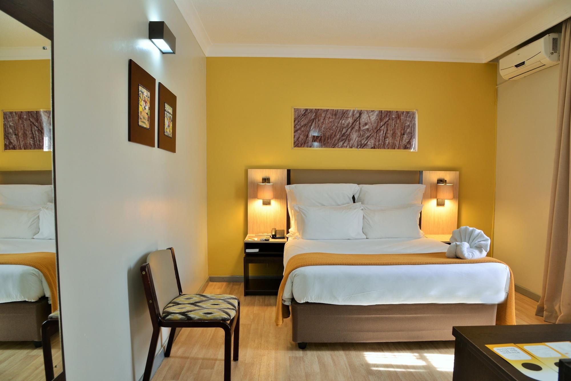 Cresta Oasis Hotel Χαράρε Εξωτερικό φωτογραφία