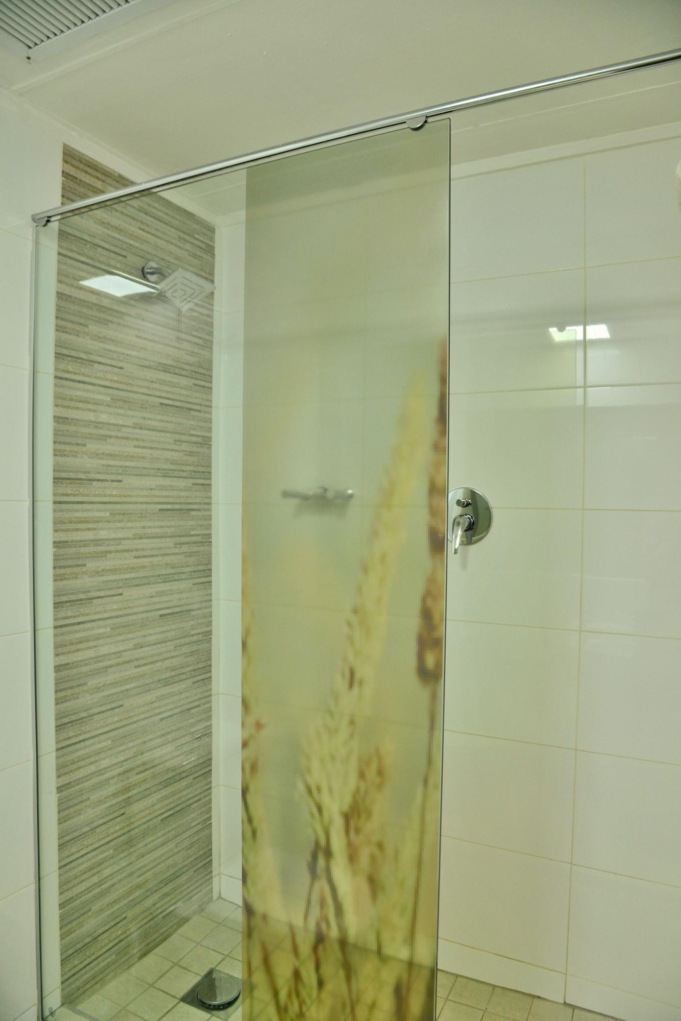 Cresta Oasis Hotel Χαράρε Εξωτερικό φωτογραφία