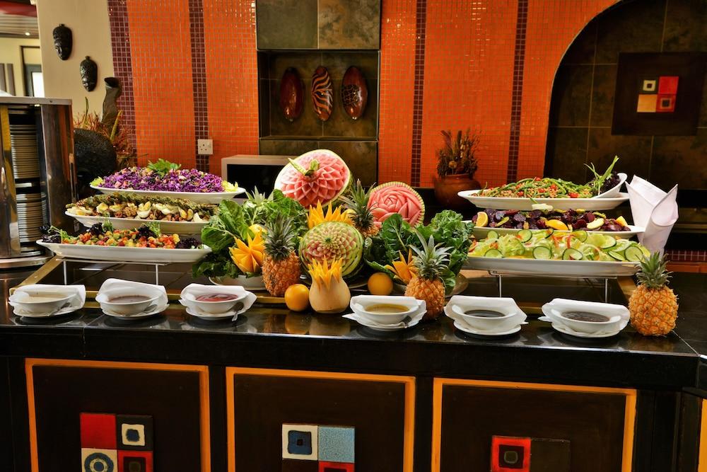 Cresta Oasis Hotel Χαράρε Εξωτερικό φωτογραφία