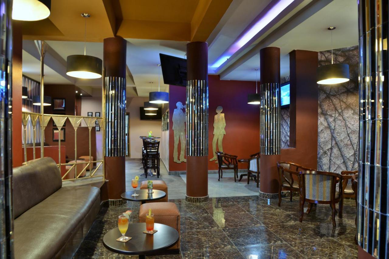 Cresta Oasis Hotel Χαράρε Εξωτερικό φωτογραφία